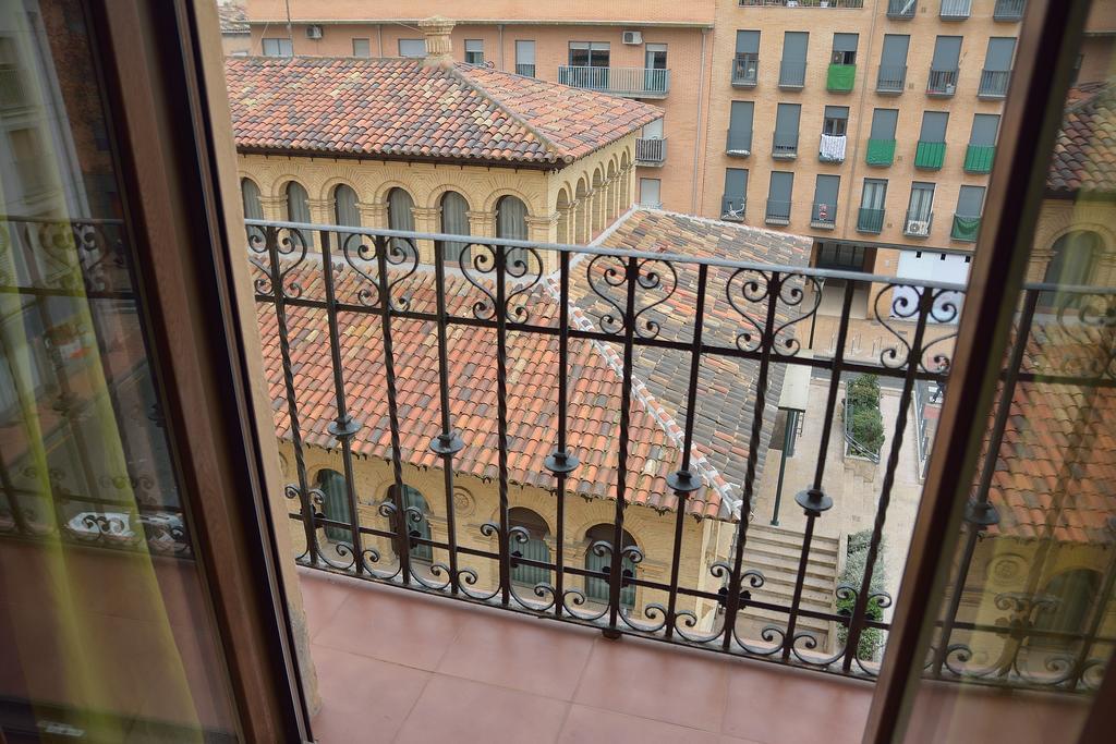 Casa Del Mercado Zaragoza Buitenkant foto